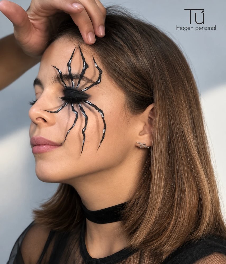 Maquillaje artístico de araña, caracterización creativa